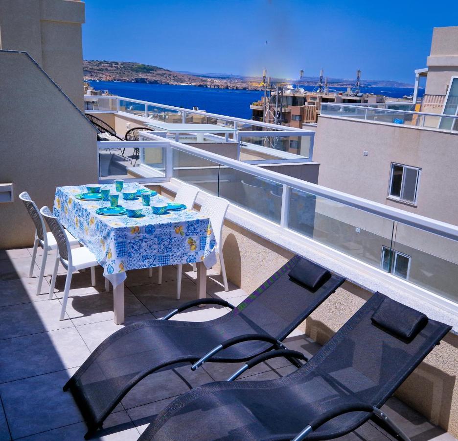 Sea View New Penthouse Terrace & Garage Parking Apartament *